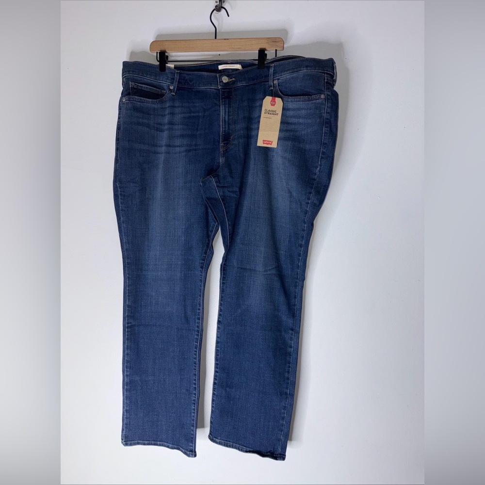 NWT Levi’s Classic Straight Hyper soft‎ Jeans Size 24W